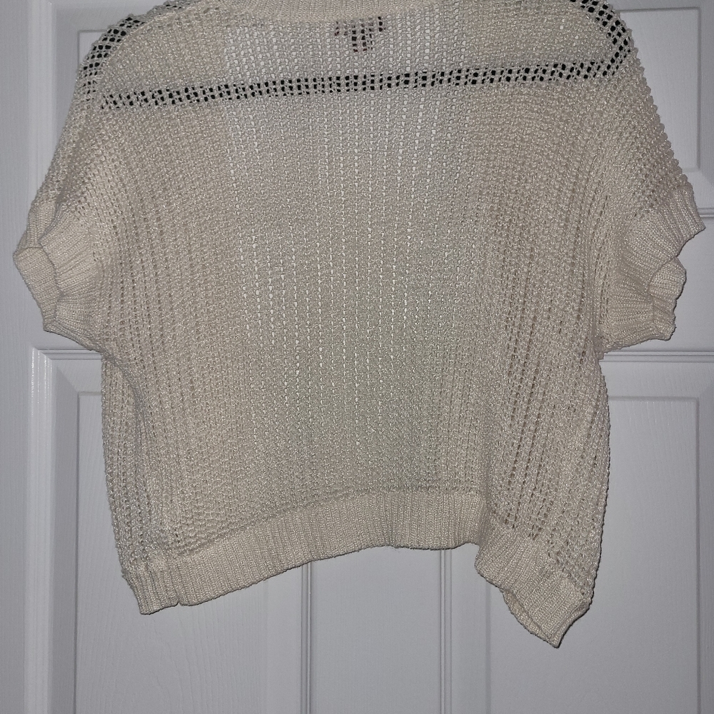 Short Cream Sweater - Picture 3 of 4
